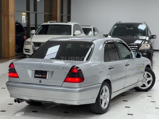 Mercedes C 240-7