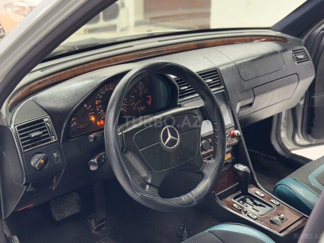 Mercedes C 240-13