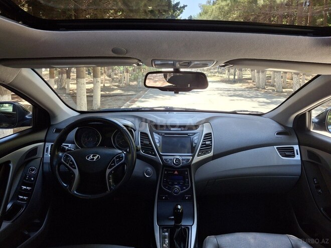 Hyundai Elantra 2015, 218,227 km - 1.8 l - Sumqayıt
