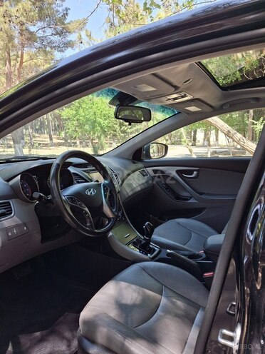 Hyundai Elantra 2015, 218,227 km - 1.8 l - Sumqayıt