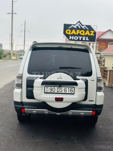 Mitsubishi Pajero 2008, 419,000 km - 3.0 l - Bakı