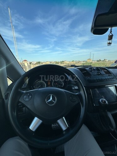 Mercedes Viano 2012, 270,000 km - 2.1 л - Bakı