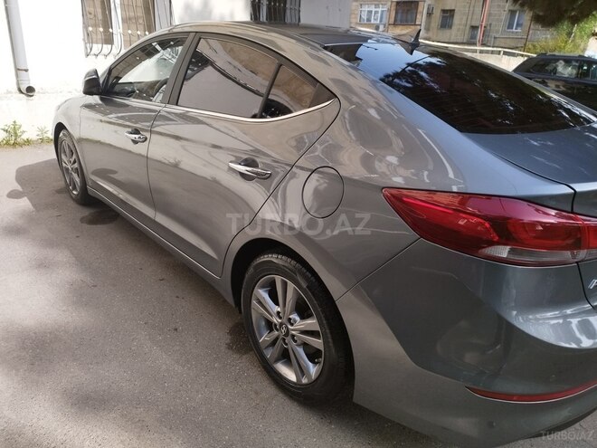 Hyundai Avante 2015, 131,000 km - 1.6 л - Bakı