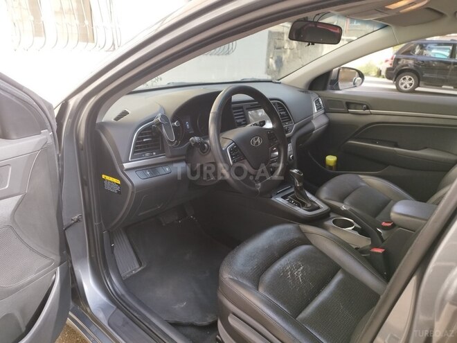 Hyundai Avante 2015, 131,000 km - 1.6 л - Bakı