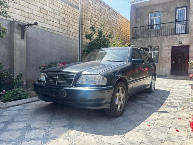 Mercedes C 240 1998, 418,000 km - 2.4 l - Bakı