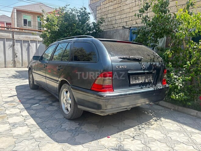 Mercedes C 240 1998, 418,000 km - 2.4 l - Bakı