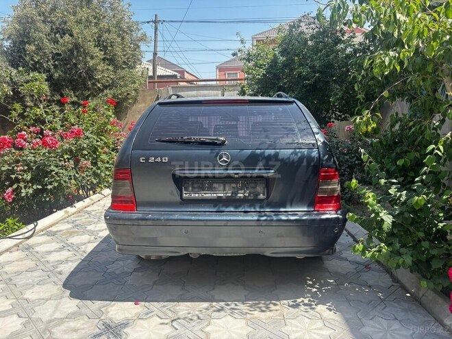 Mercedes C 240 1998, 418,000 km - 2.4 l - Bakı