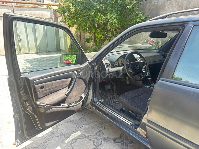 Mercedes C 240 1998, 418,000 km - 2.4 l - Bakı