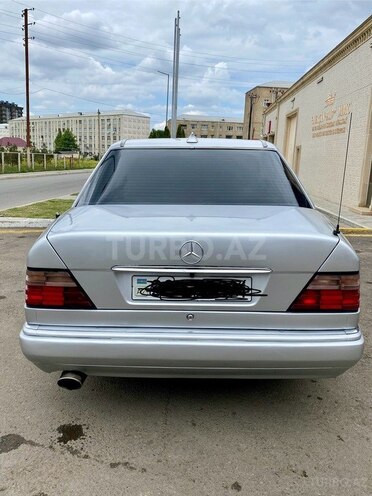 Mercedes E 220 1994, 397,984 km - 2.2 l - Gəncə