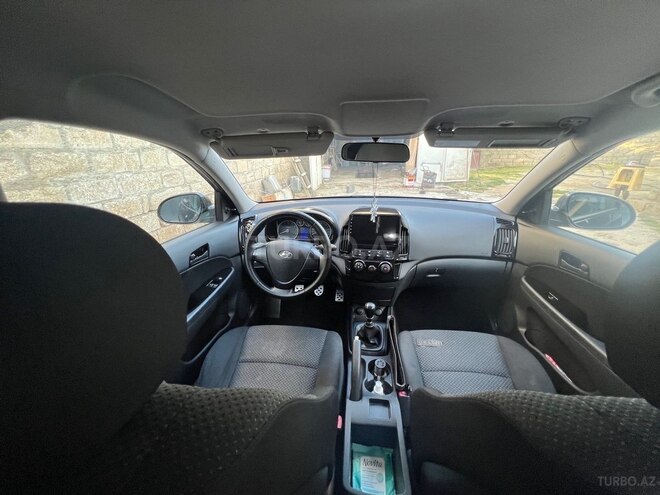 Hyundai i30 2009, 285,000 km - 1.4 l - Bakı