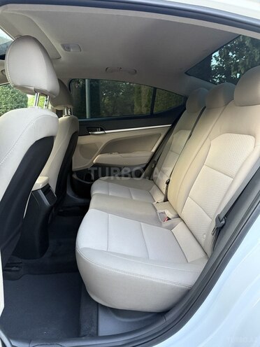 Hyundai Elantra 2019, 88,000 km - 2.0 л - Bakı