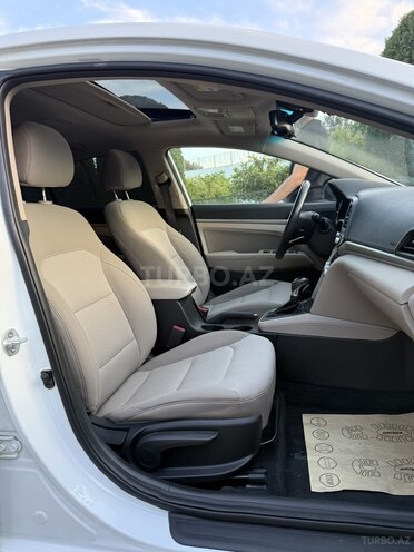 Hyundai Elantra 2019, 88,000 km - 2.0 л - Bakı