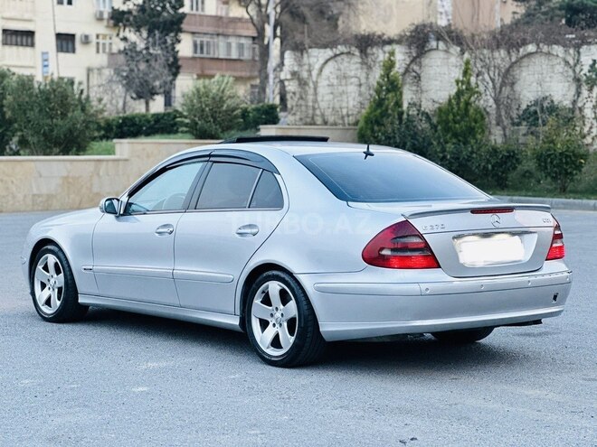 Mercedes E 270 2002, 328,000 km - 2.7 л - Bakı