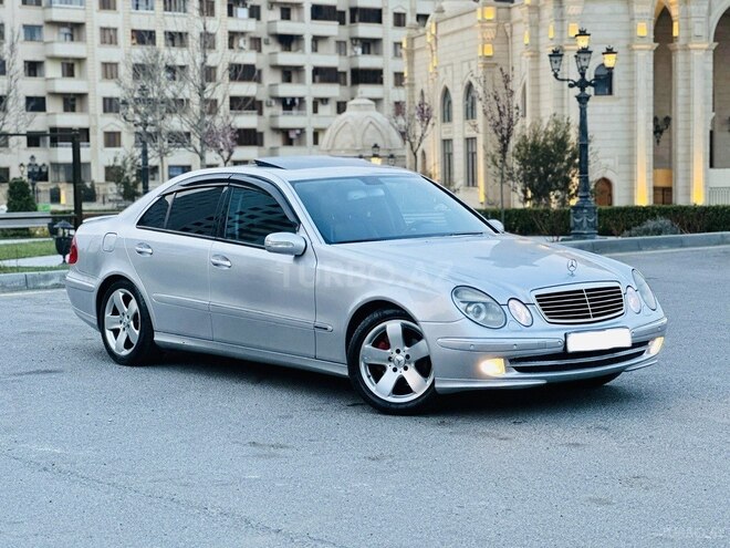 Mercedes E 270 2002, 328,000 km - 2.7 л - Bakı