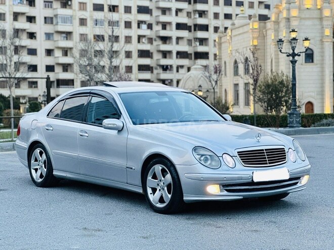 Mercedes E 270 2002, 328,000 km - 2.7 л - Bakı