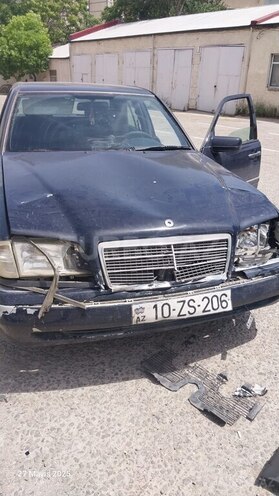 Mercedes C 200 1996, 476,000 km - 2.0 l - Bakı