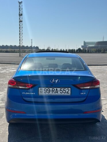 Hyundai Elantra 2018, 99,000 km - 2.0 l - Bakı