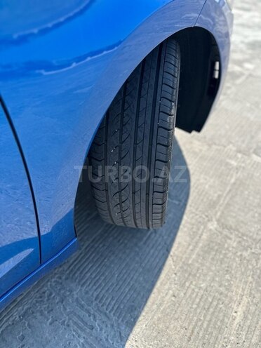 Hyundai Elantra 2018, 99,000 km - 2.0 l - Bakı