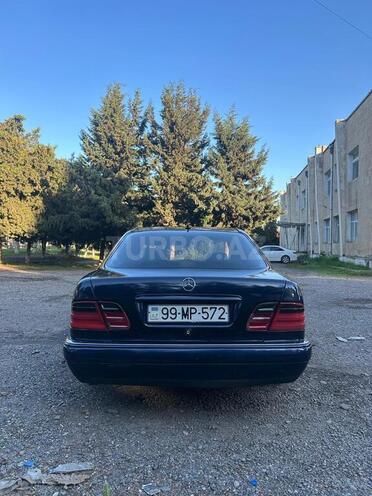 Mercedes E 230 1996, 450,000 km - 2.3 l - Beyləqan