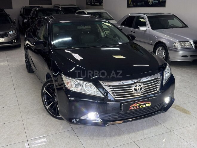 Toyota Camry-6