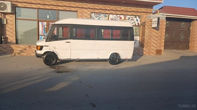 Mercedes 208 D 1991, 222,222 km - 2.3 л - Bakı