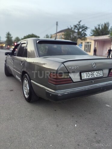 Mercedes E 200 d 1991, 600,000 km - 2.0 l - Gəncə