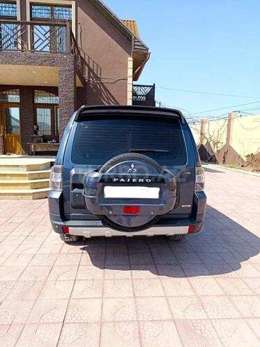 Mitsubishi Pajero 2007, 175,000 km - 3.0 l - Bakı
