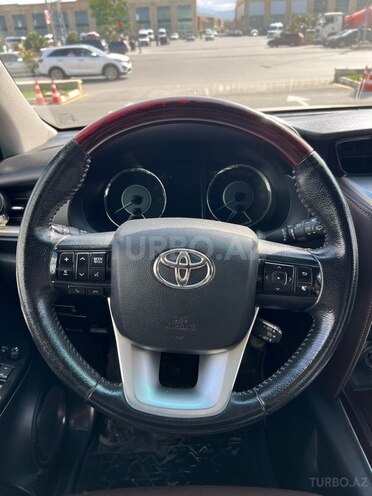 Toyota Fortuner 2018, 63,000 km - 2.7 l - Gəncə