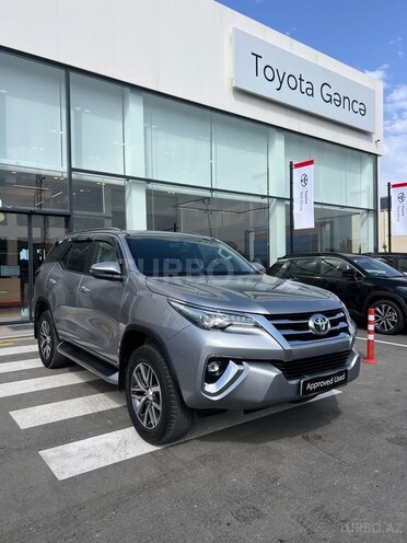 Toyota Fortuner 2018, 63,000 km - 2.7 l - Gəncə