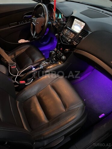Chevrolet Cruze-5
