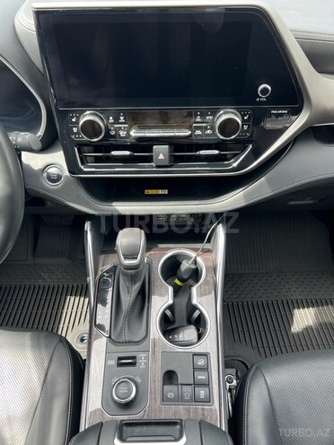 Toyota Highlander 2023, 26,000 km - 2.4 l - Gəncə