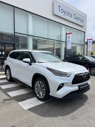Toyota Highlander 2023, 26,000 km - 2.4 l - Gəncə