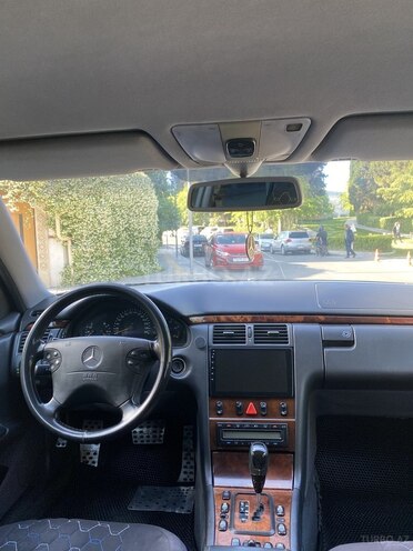 Mercedes E 220 d 1999, 310,940 km - 2.2 л - Bakı