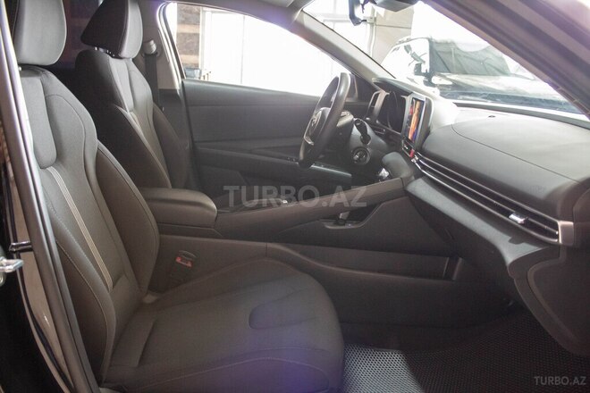 Hyundai Elantra 2022, 50,000 km - 1.6 l - Bakı
