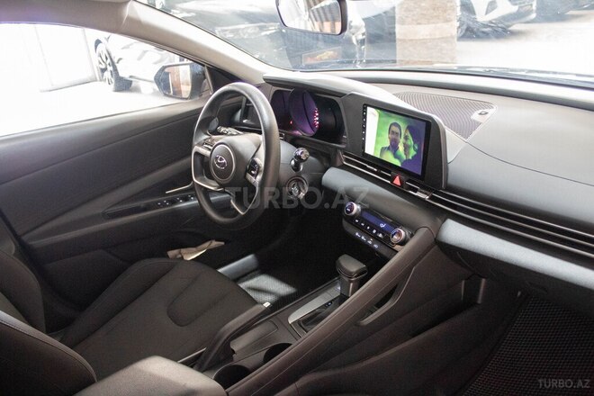 Hyundai Elantra 2022, 50,000 km - 1.6 l - Bakı