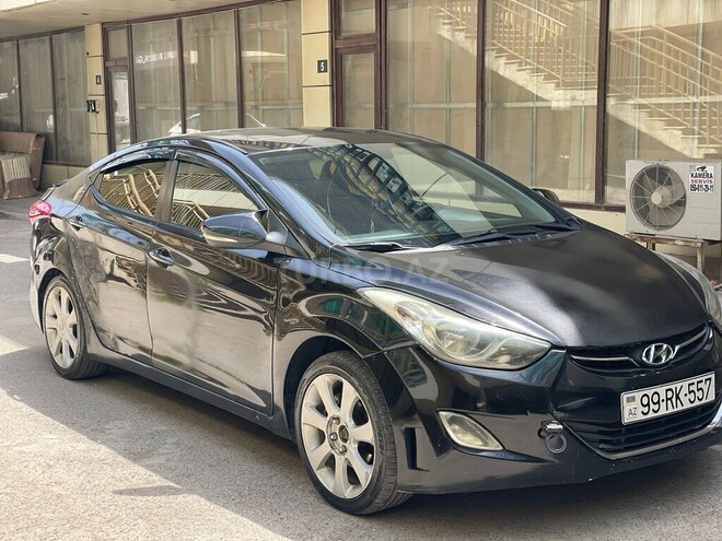 Hyundai Elantra 2011, 300,000 km - 1.8 л - Bakı