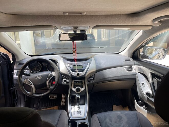 Hyundai Elantra 2011, 300,000 km - 1.8 л - Bakı