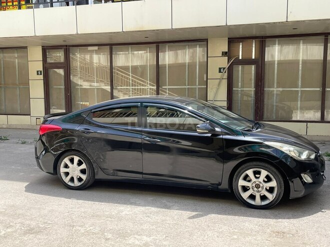 Hyundai Elantra 2011, 300,000 km - 1.8 л - Bakı