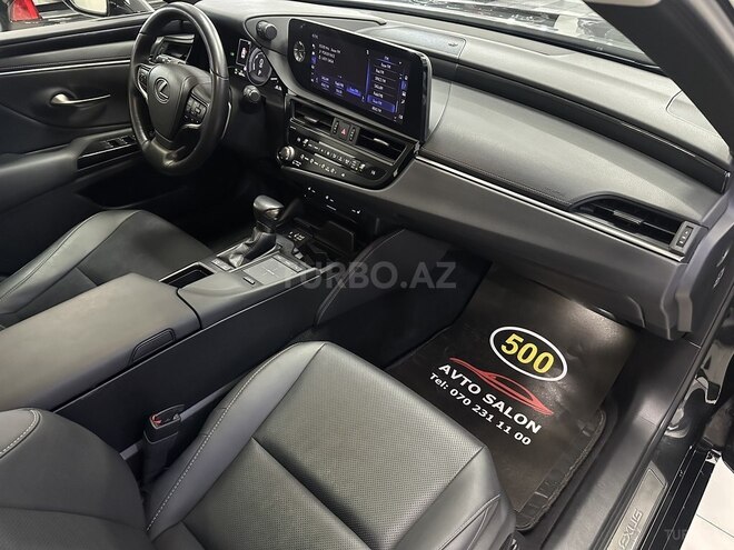 Lexus ES 300h-29