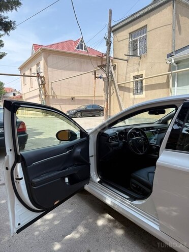 Toyota Camry 2018, 101,400 km - 2.5 l - Bakı