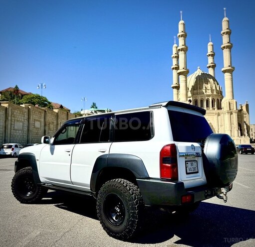 Nissan Patrol 2005, 285,000 km - 3.0 l - Bakı