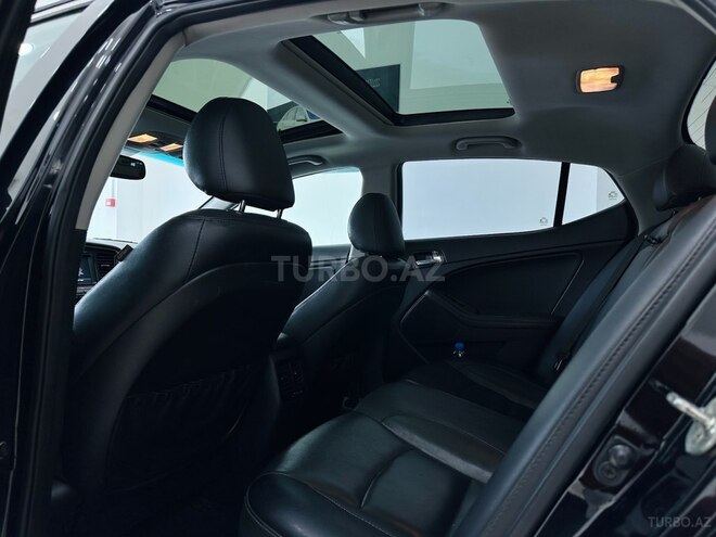 Kia Optima-17