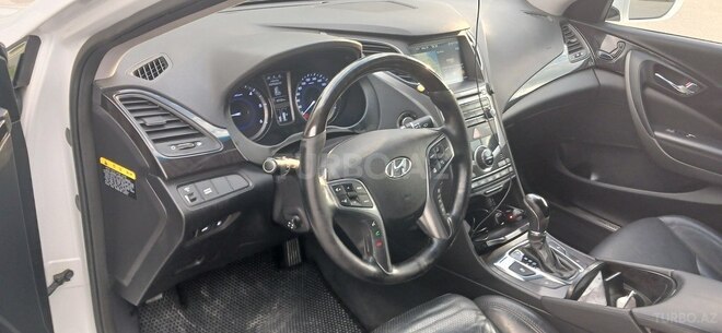 Hyundai Grandeur 2015, 146,000 km - 2.2 л - Bakı