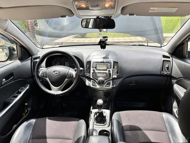Hyundai i30 2010, 256,000 km - 1.6 l - Cəlilabad