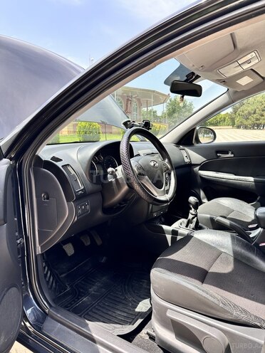 Hyundai i30 2010, 256,000 km - 1.6 l - Cəlilabad