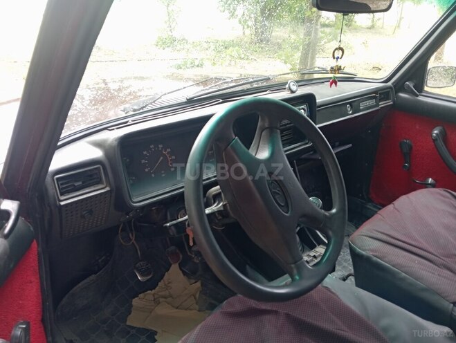 LADA (VAZ) 2107 1999, 95,000 km - 1.6 l - Ucar
