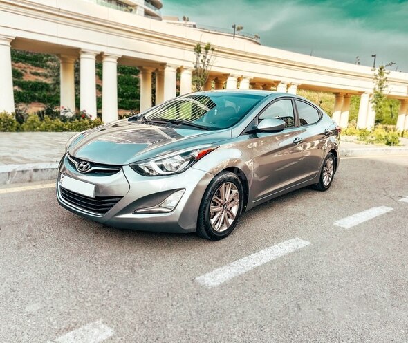 Hyundai Elantra 2016, 179,876 km - 1.8 l - Bakı