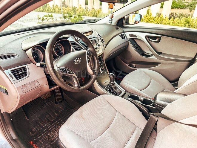 Hyundai Elantra 2016, 179,876 km - 1.8 l - Bakı