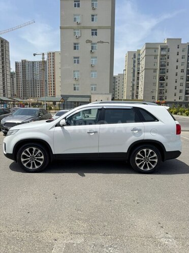 Kia Sorento-8