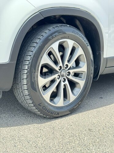 Kia Sorento-14